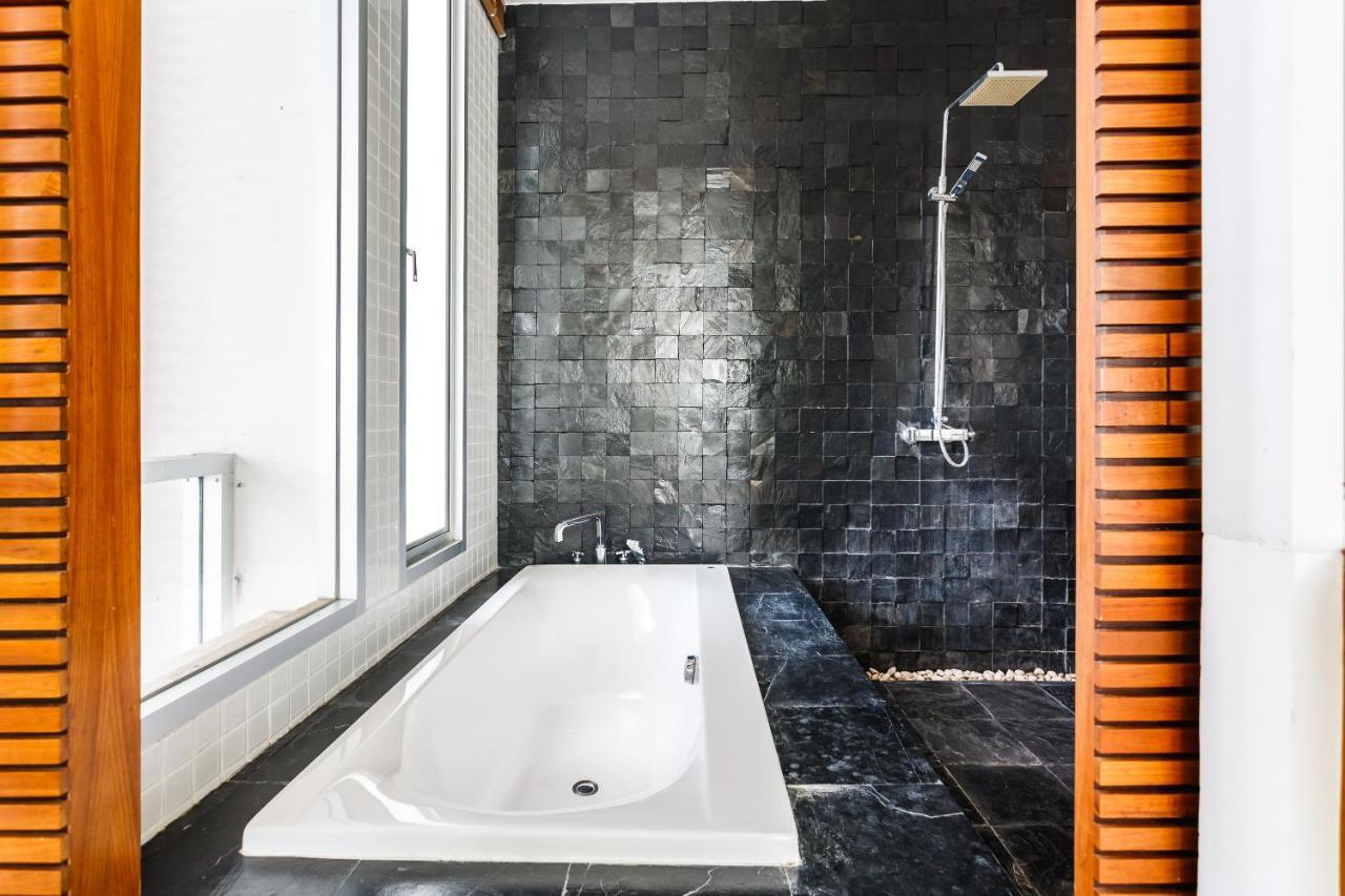 The Quarter By Lofty Apartment Pantai Surin Bagian luar foto