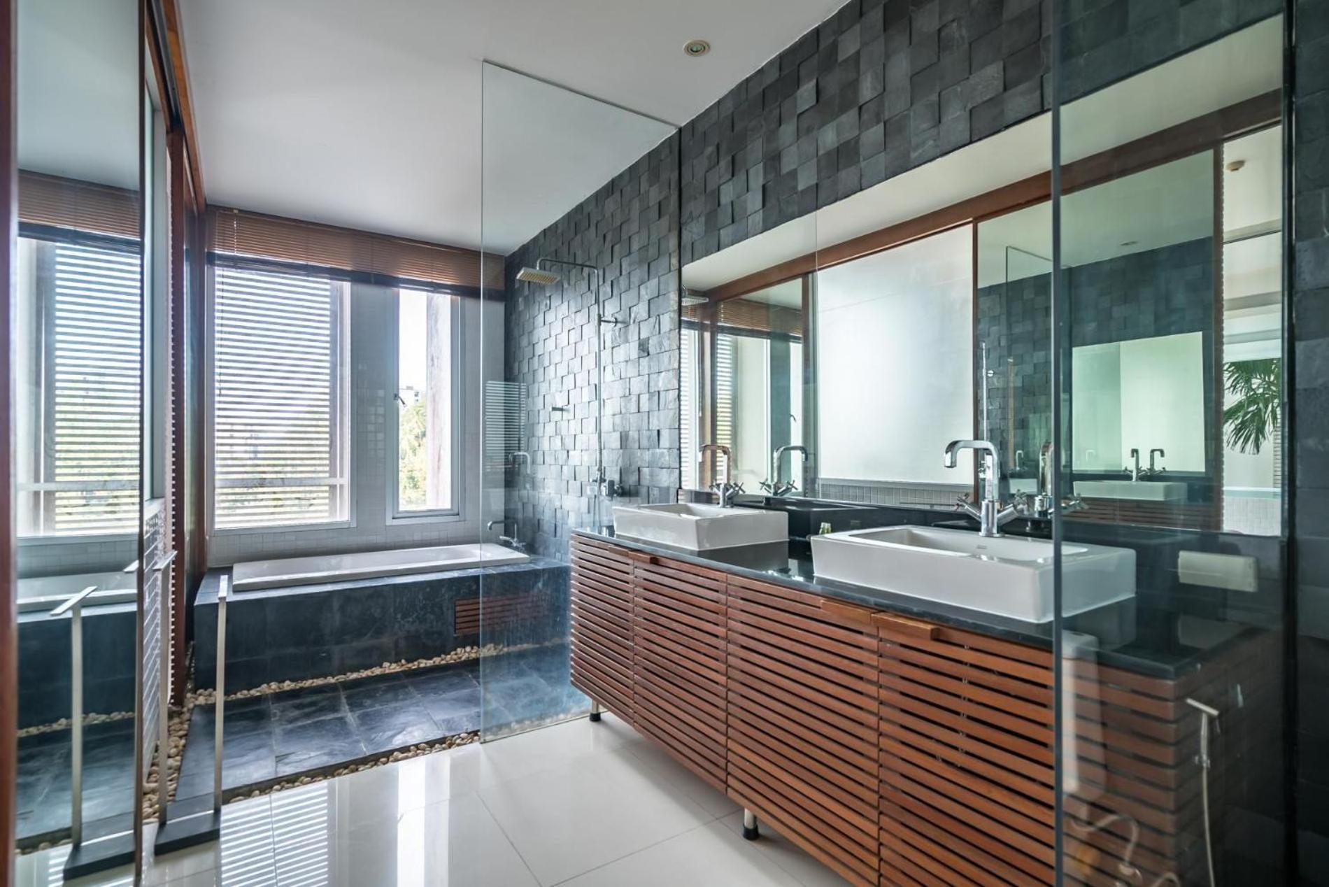 The Quarter By Lofty Apartment Pantai Surin Bagian luar foto