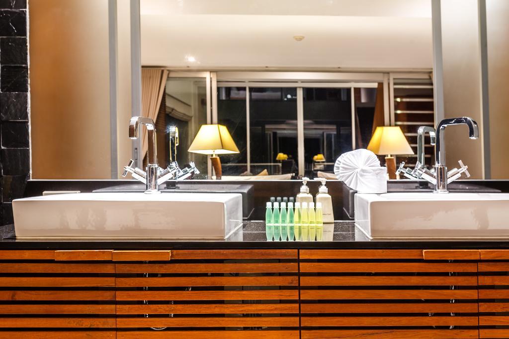 The Quarter By Lofty Apartment Pantai Surin Bagian luar foto